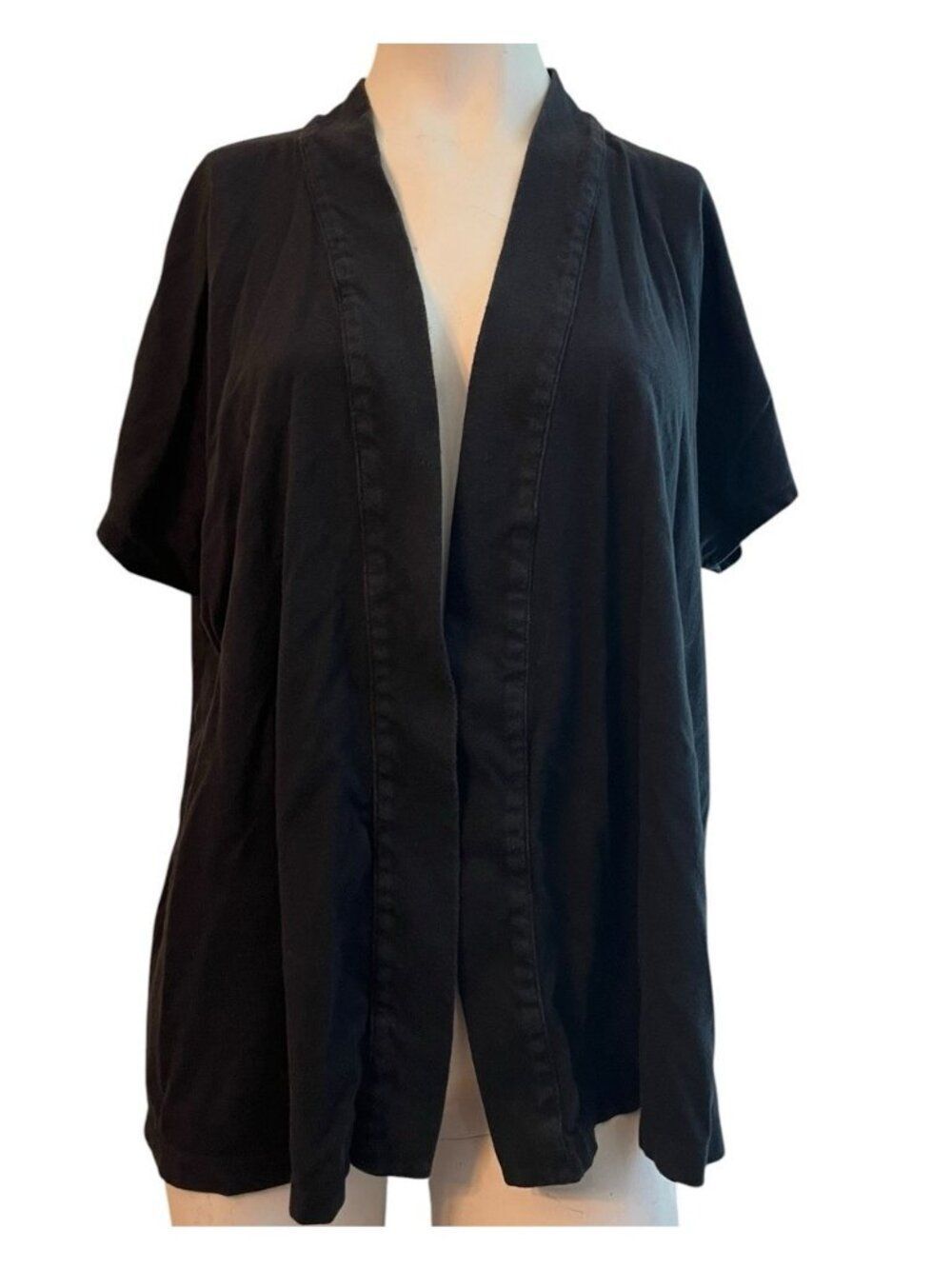 Lane Bryant Size 14 / 16 Black Open Front Short Sleeve Shrug Fun & Flirty